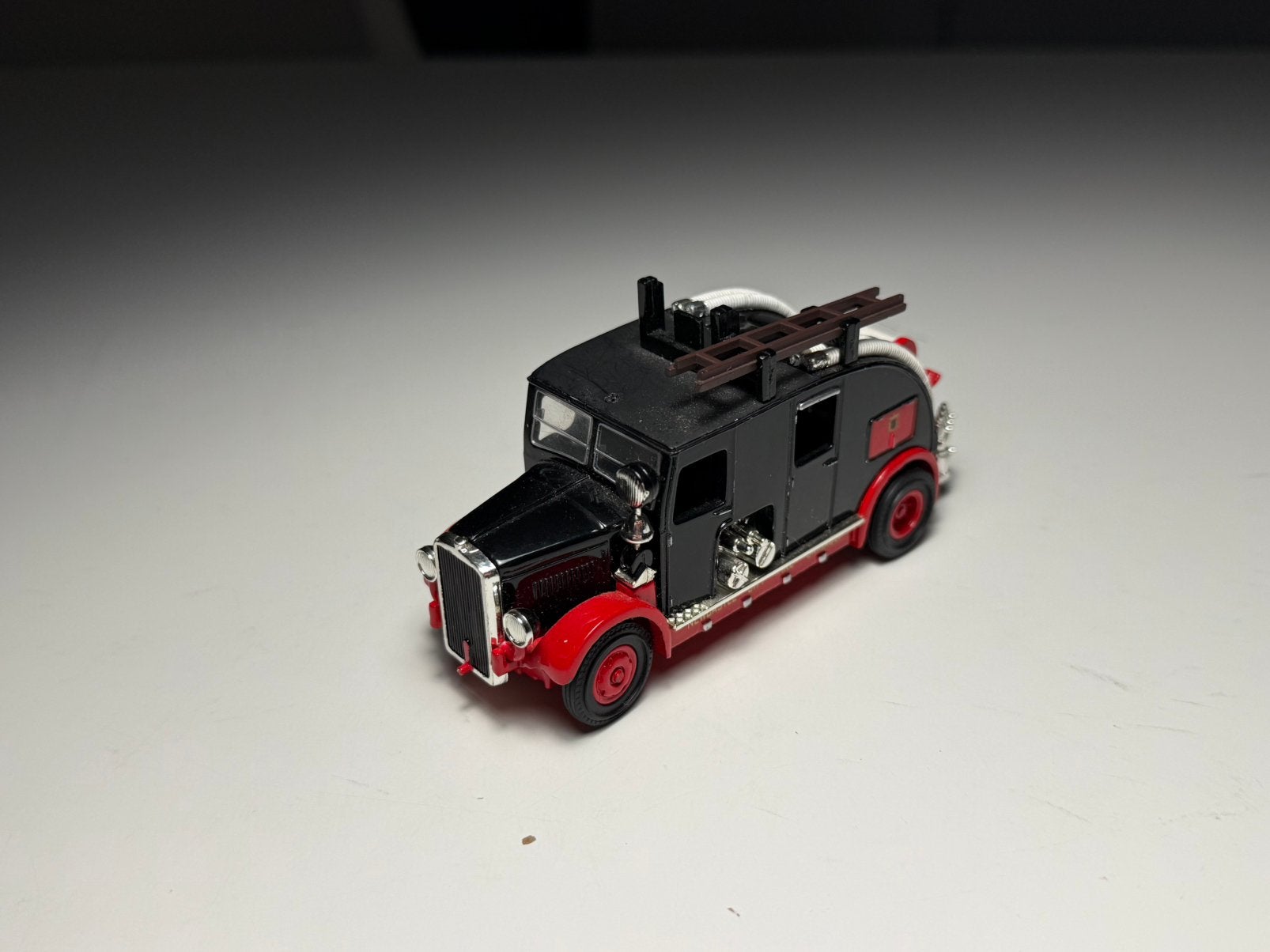 DelPrado - Leyland FK 91939 - Schaal 1:43, Verzenden, Gebruikt, Auto, Overige merken