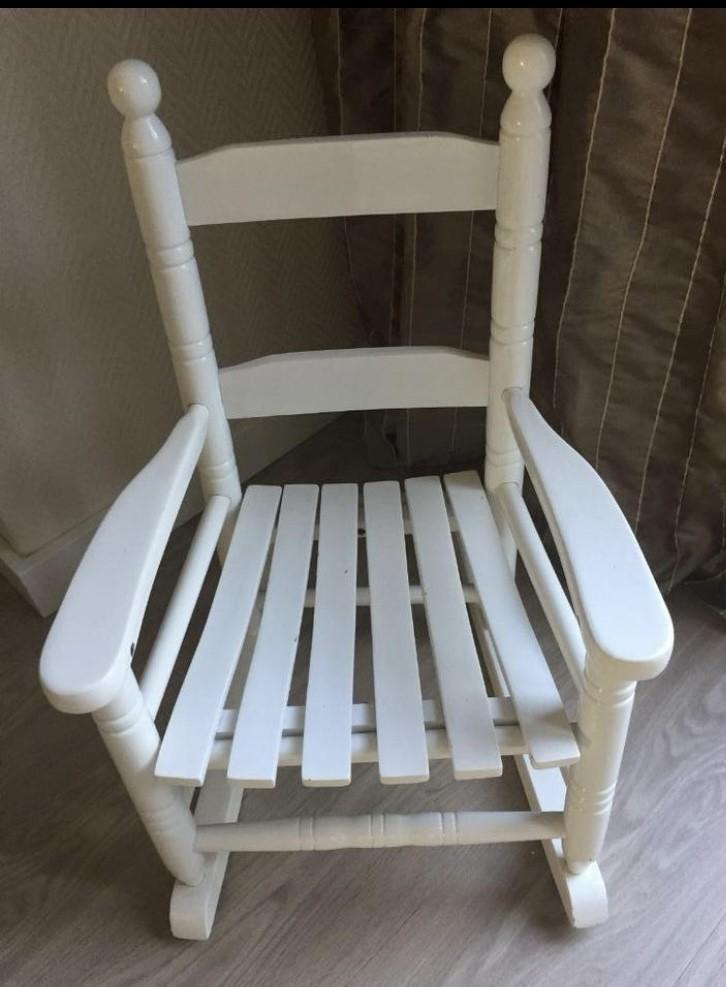 Wit houten peuter / kleuter stoeltje / schommelstoeltje, Ophalen, Gebruikt, Stoel(en)