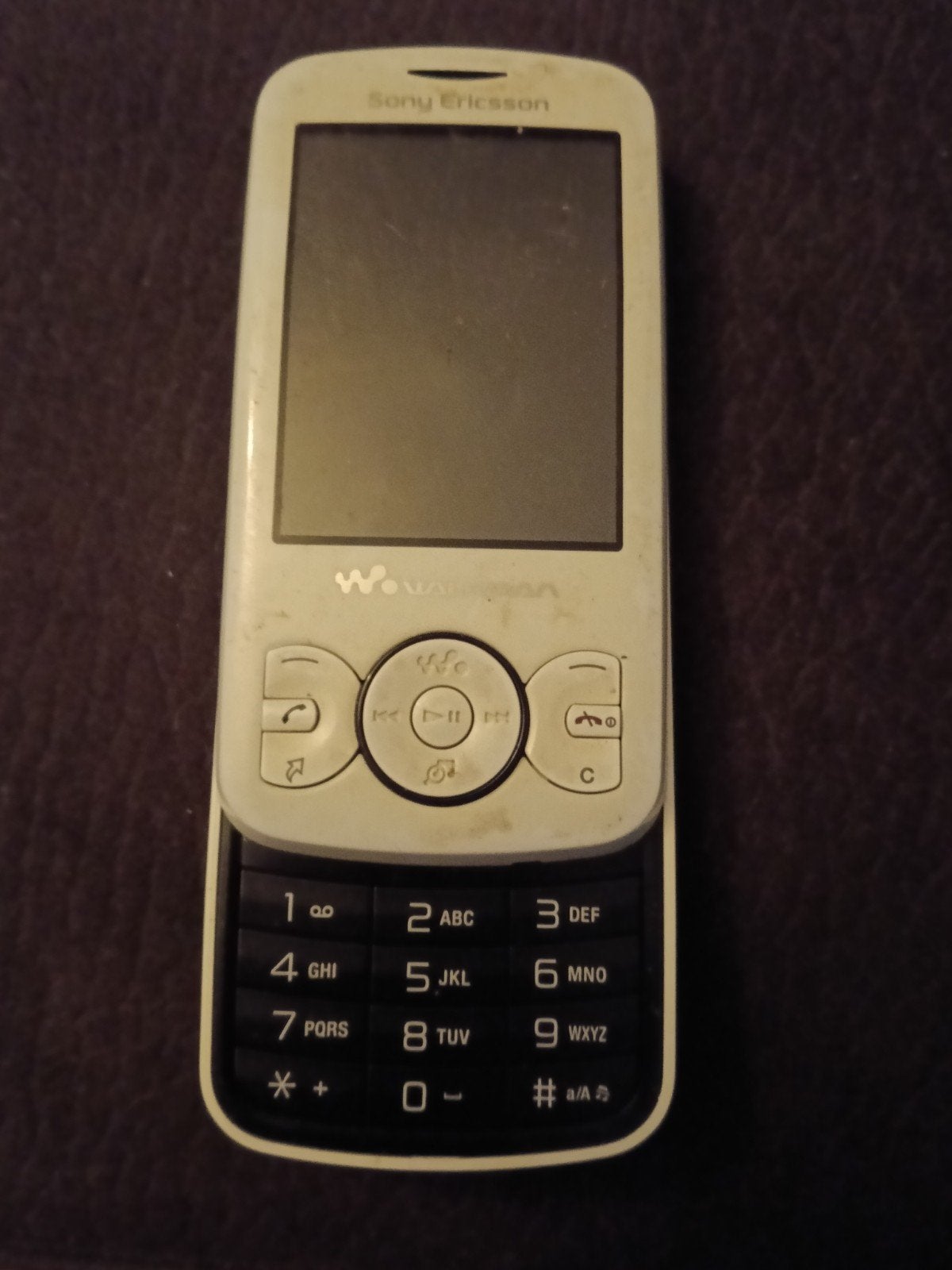 Sony Ericsson W100i Spiro Walkman Telefoon Wit, Telecommunicatie, Schuifmodel, Wit, Overige systemen, Fysiek toetsenbord