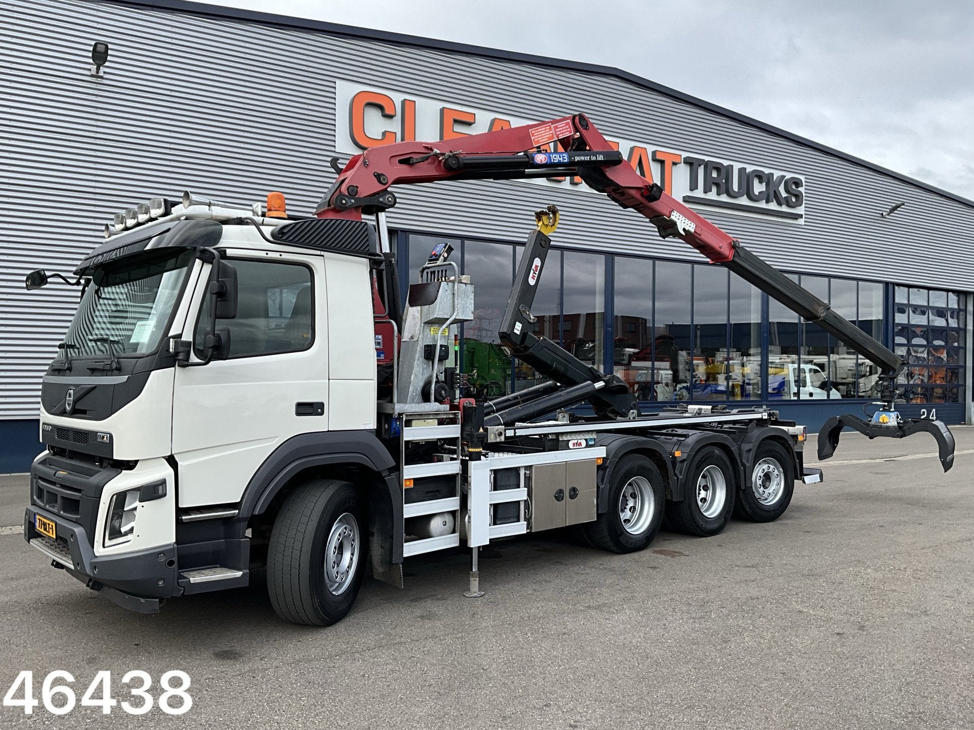 Volvo FMX 460 8x4 Euro 6 HMF 19 Tonmeter Z-kraan (bj 2019), Auto's, Automaat, Parkeercamera, Euro 6, Origineel Nederlands