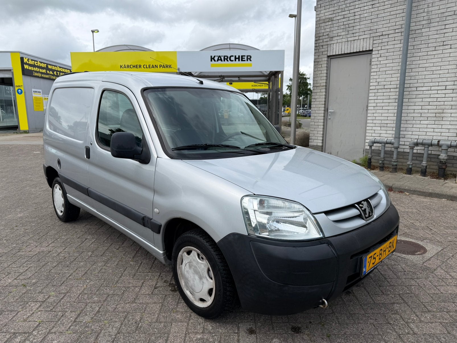 Peugeot Partner 1.9D Marge (geen btw) Export handel, Auto's, Voorwielaandrijving, 4 cilinders, Origineel Nederlands, Bedrijf