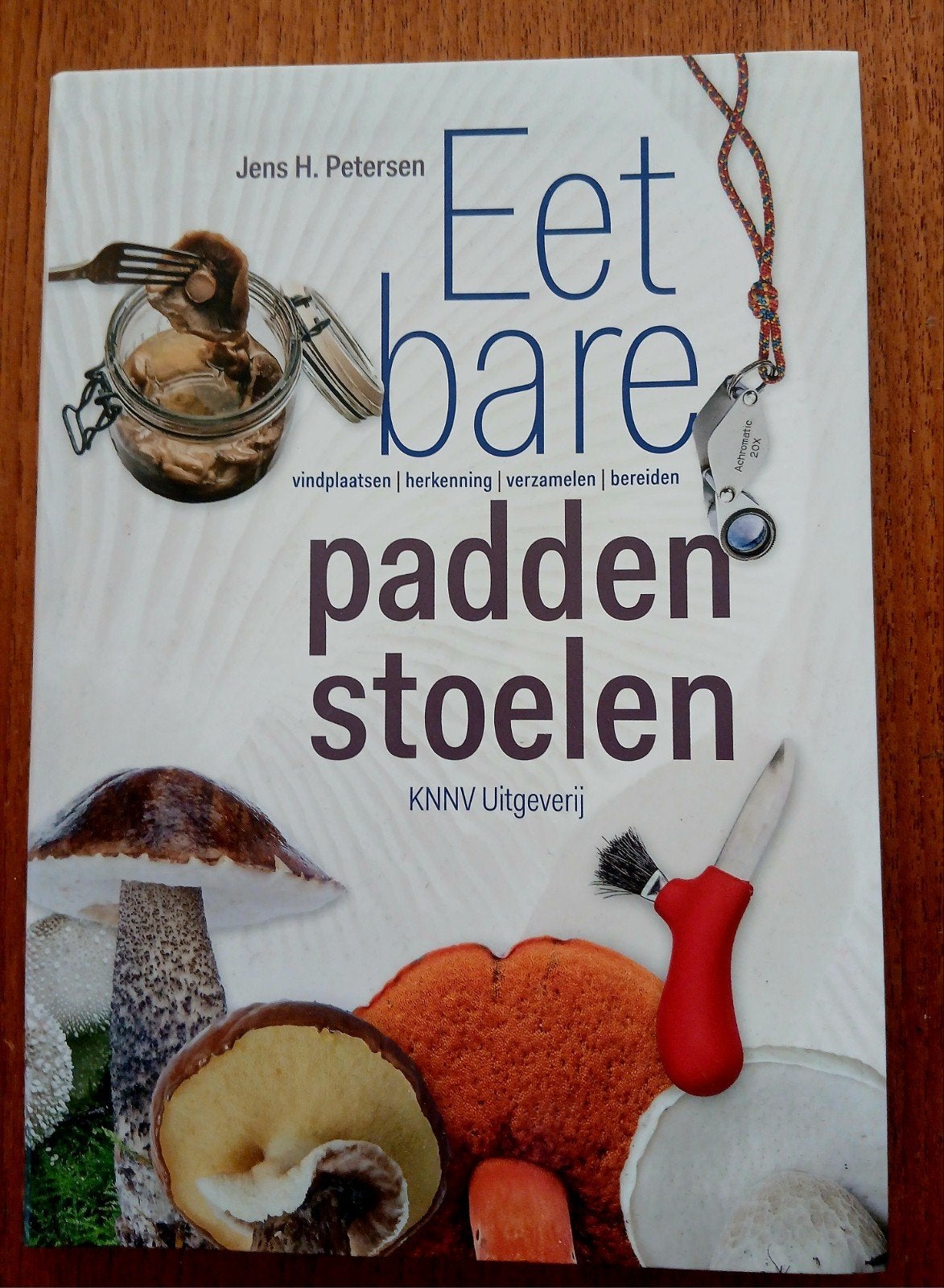 Eetbare paddestoelen - Jens H. Petersen (nieuwstaat), Ophalen of Verzenden, Zo goed als nieuw