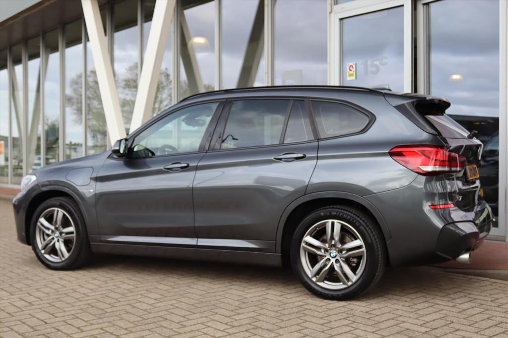 BMW X1 (f48) XDRIVE 25e 220PK AUTOMAAT M-SPORT Navi | Led |, Lichtsensor, Gebruikt, Leder en Stof, Bedrijf