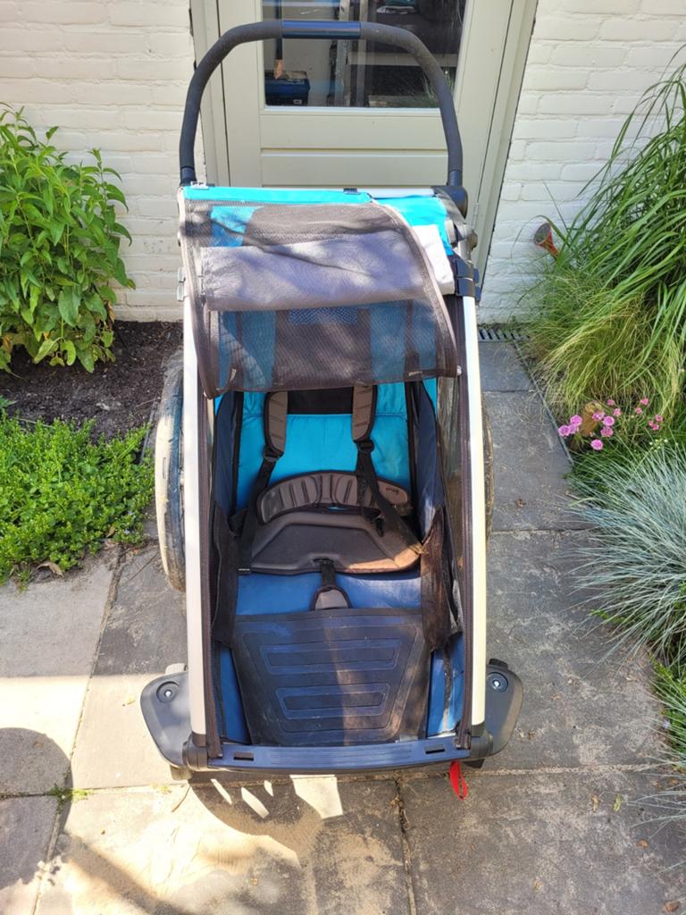 Thule Chariot Cross Blauw met accessoires, Fietsen en Brommers, Fietsaccessoires | Aanhangers en Karren, Ophalen, Zo goed als nieuw