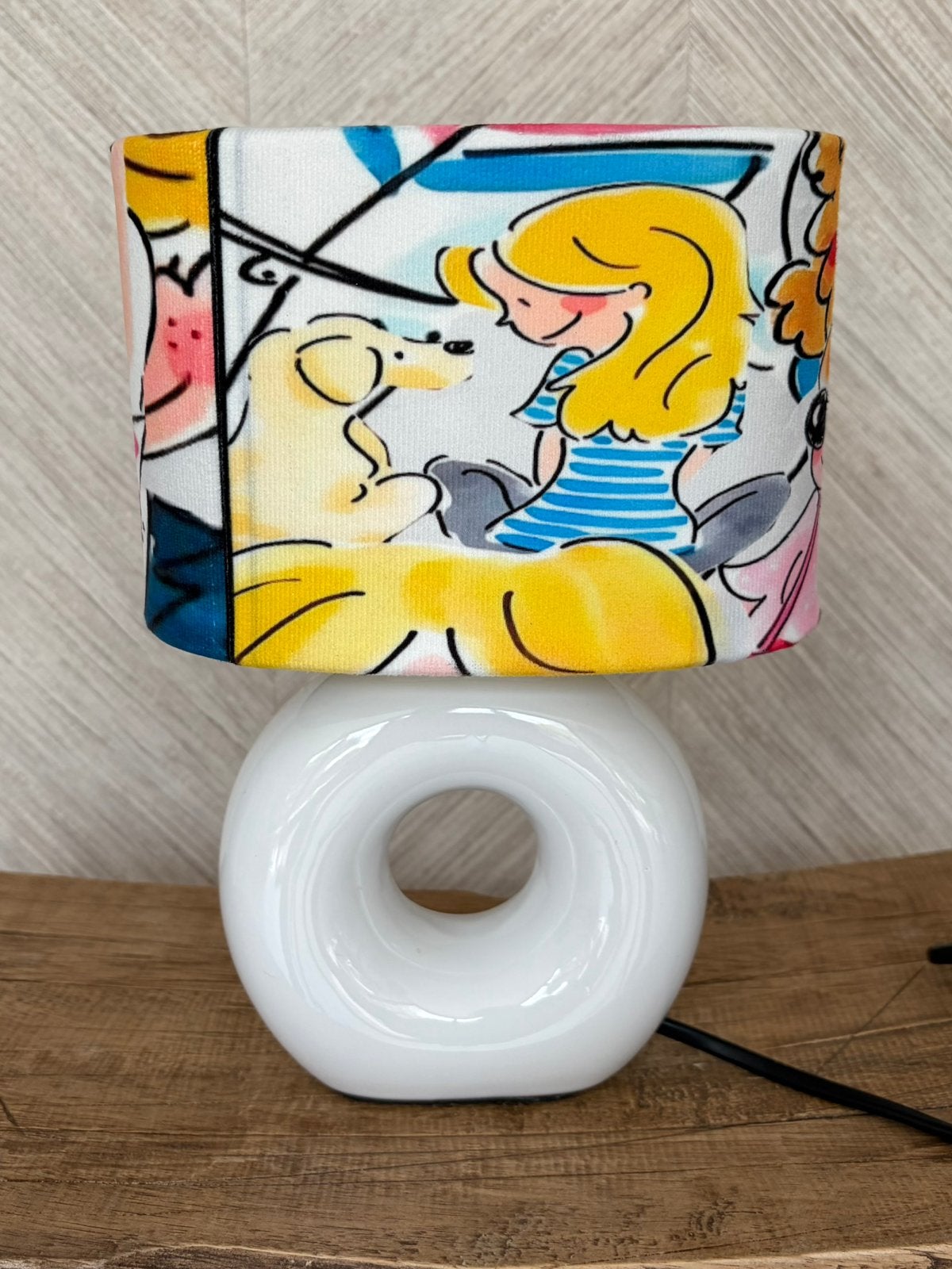 Vrolijke Blond Amsterdam Lamp – Uniek Donut Model!, 25 cm, Keramiek, Wit, Ophalen of Verzenden