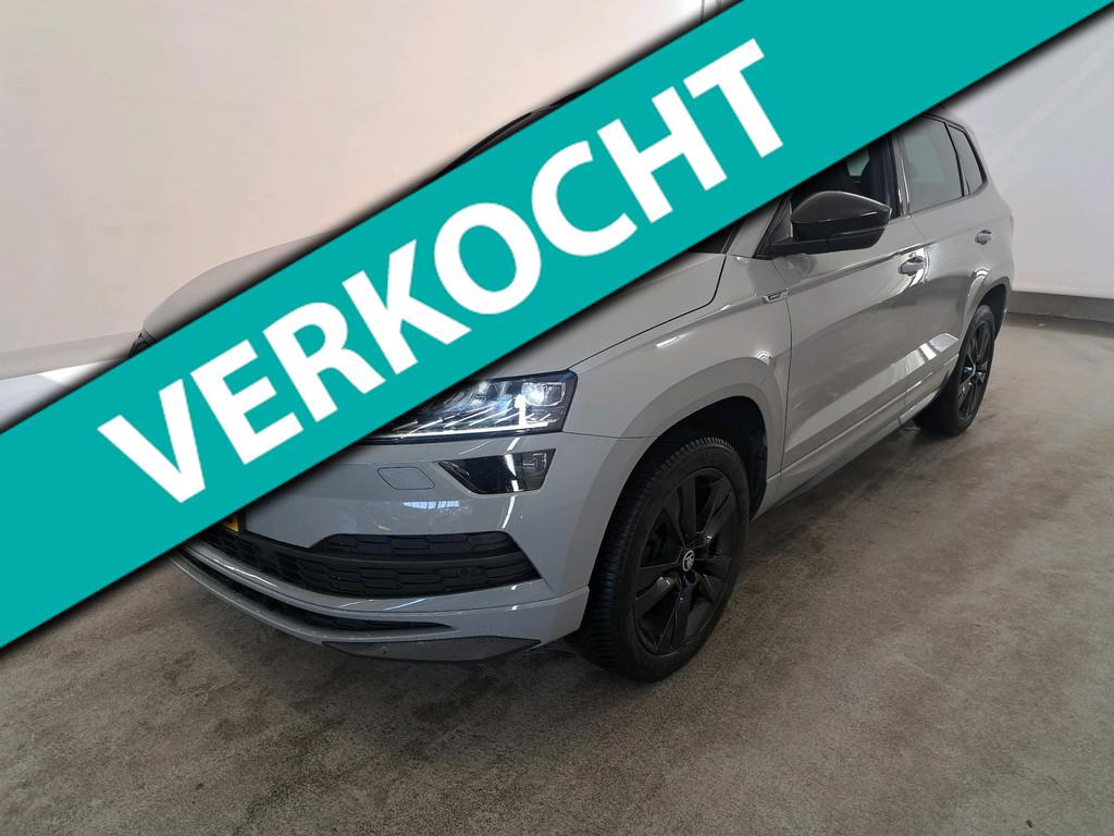 Skoda Karoq 1.5 TSI 150pk Automaat Sportline Business | Pano, 12 maanden, Stof, 4 cilinders, Bedrijf