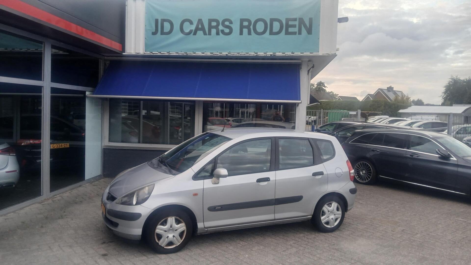 Honda Jazz 1.4 ES! Koopje! Ac koud! Goed! zuinig! Nw apk!, Auto's, Voorwielaandrijving, 83 pk, 450 kg, 4 cilinders