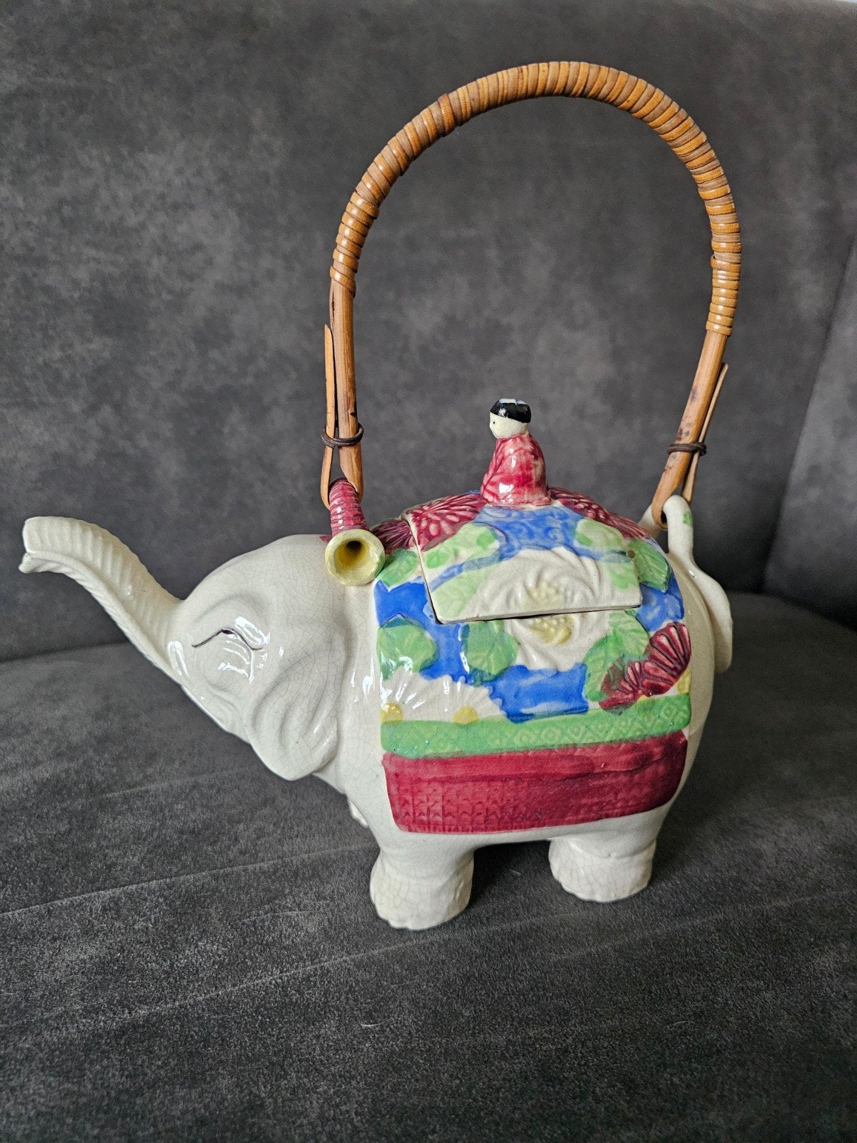 Vintage Japanse olifant theepot met bamboe handvat, Ophalen of Verzenden