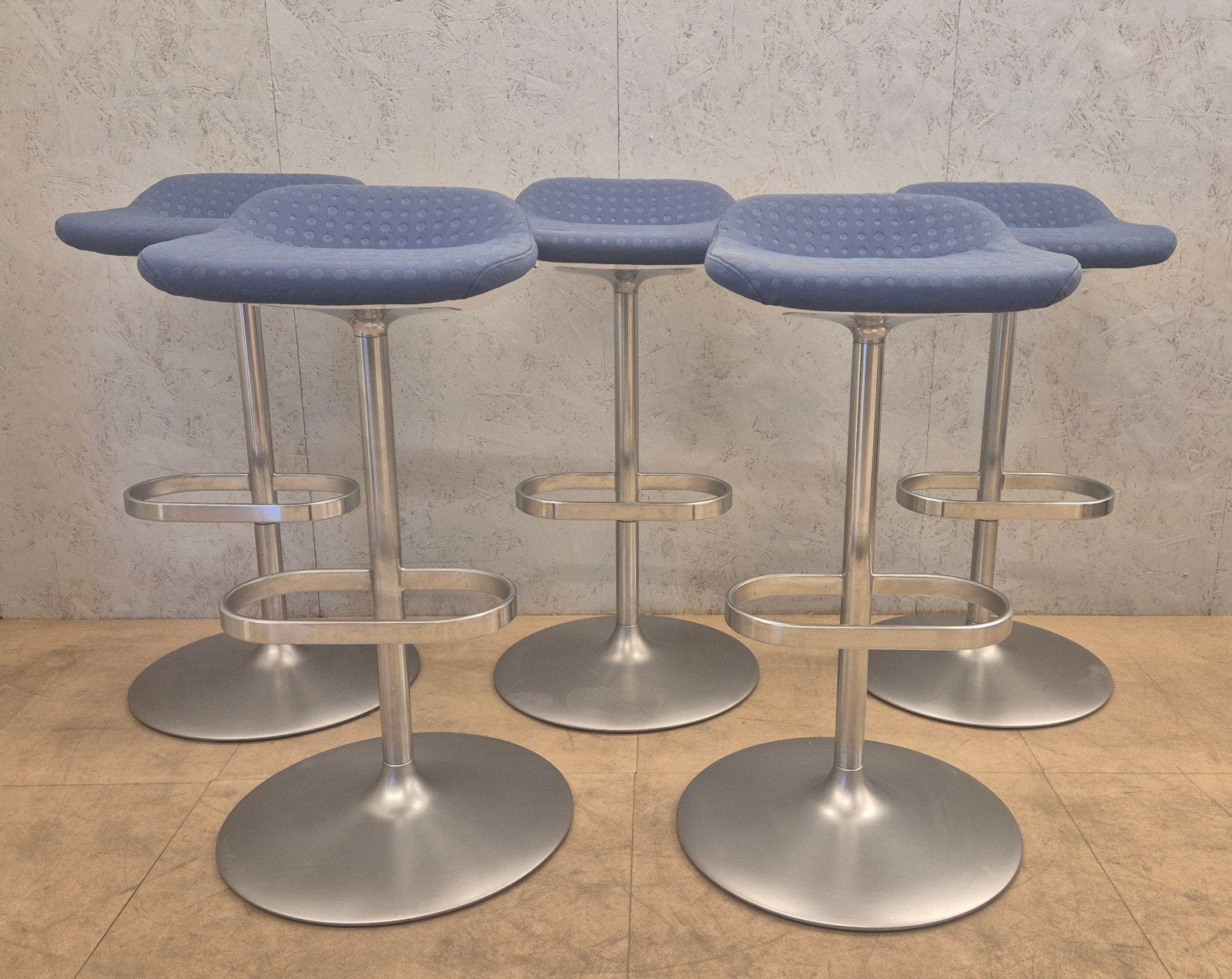 5x Walter Knoll Turtle design barstoelen, PearsonLloyd, Huis en Inrichting, Ophalen, Draaibaar, 60 tot 90 cm, N.v.t