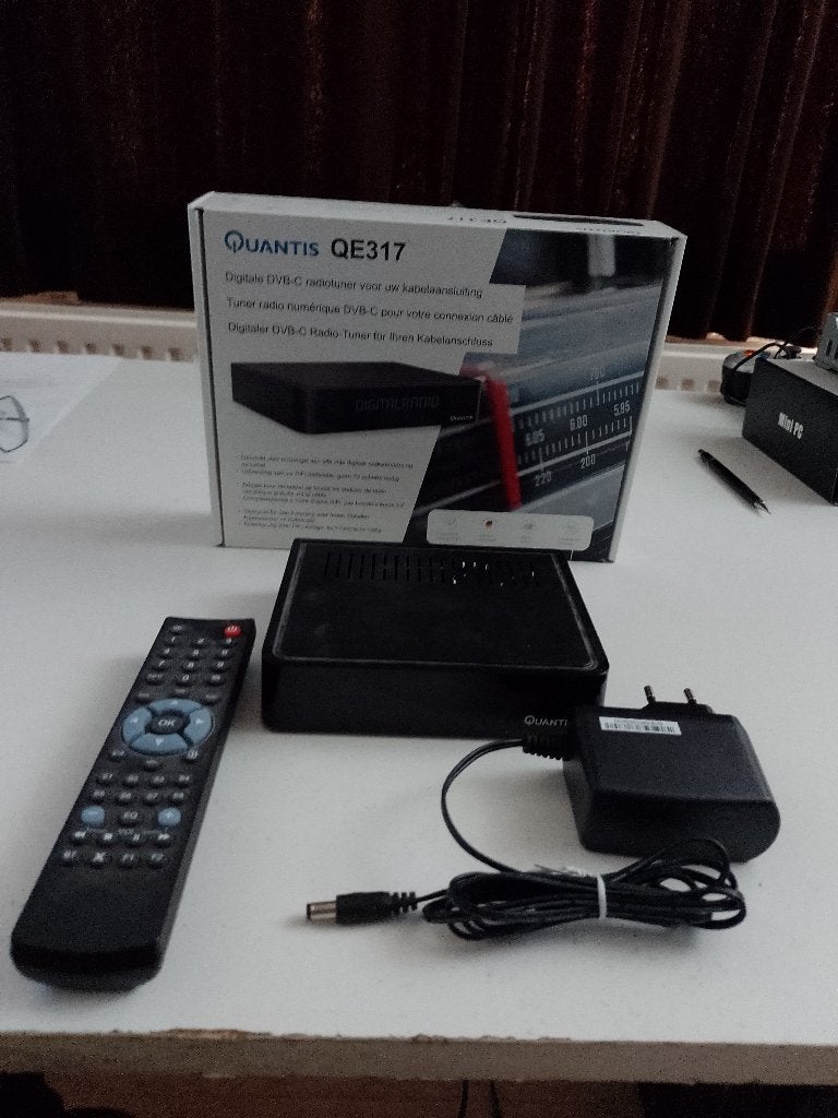Digitale DVB-C radiotuner, Ophalen, Zo goed als nieuw