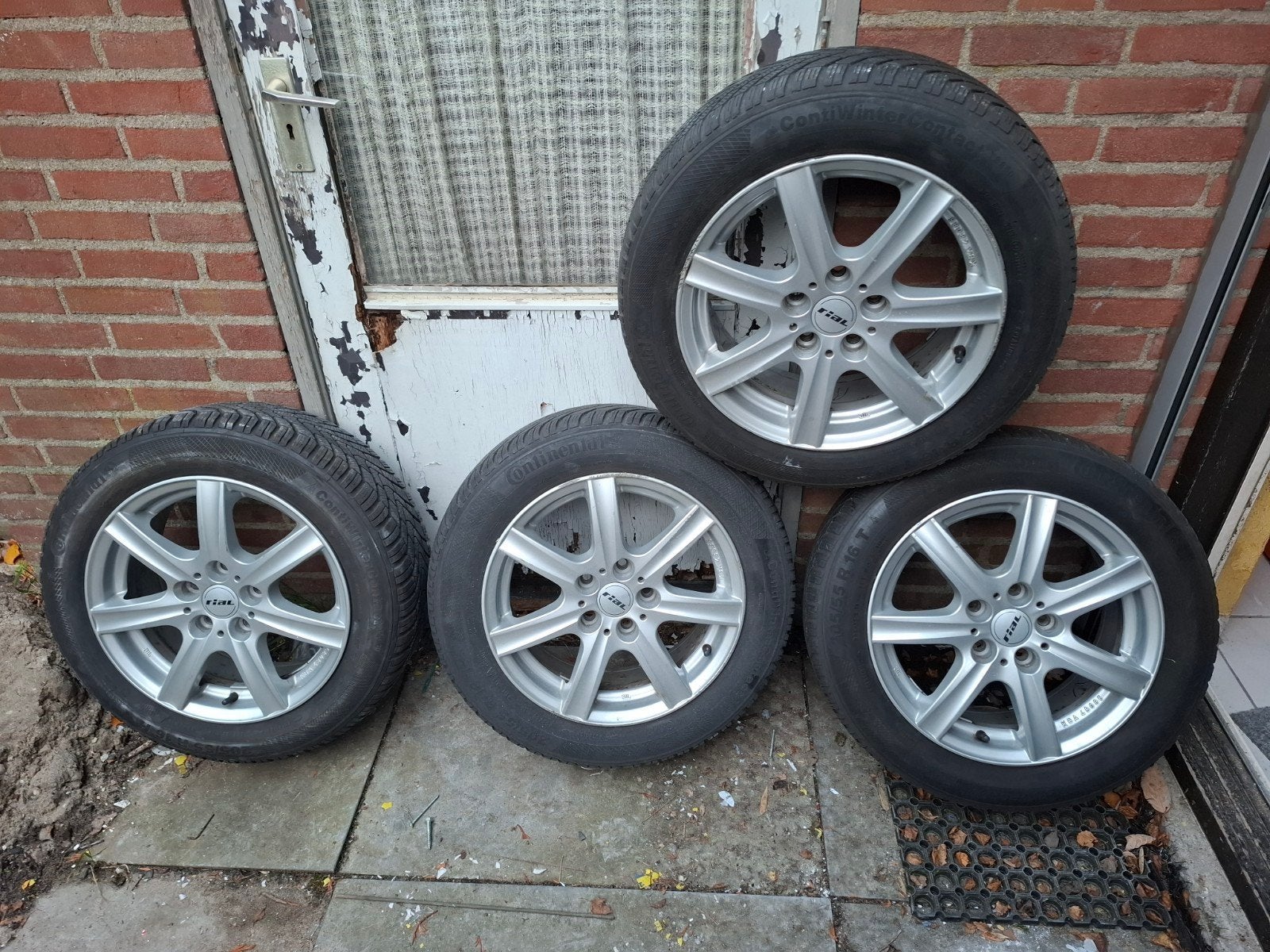 Continental Winterbanden 205/55 R16 met velgen 5x112, Auto-onderdelen, Banden en Velgen, Ophalen, 16 inch, 205 mm, Winterbanden