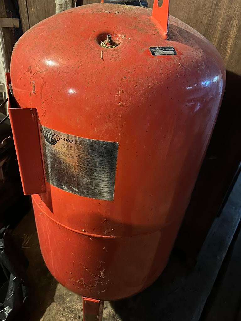 Expansie vat / membraantank 200 liter, Ophalen, Overige materialen, Gebruikt, Overige typen
