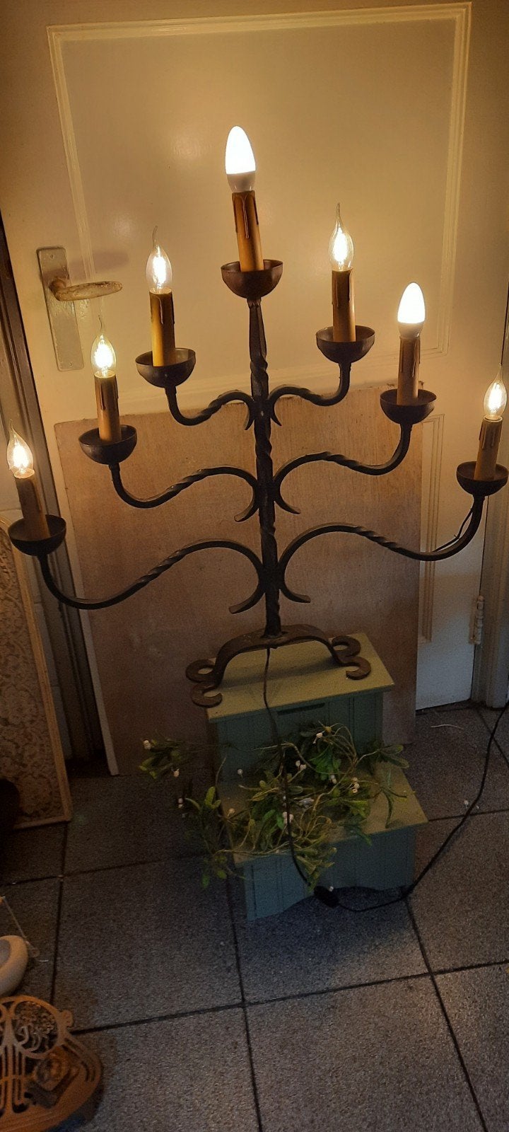 Grote smeedijzeren kandelaar met 7 lampen, Ophalen