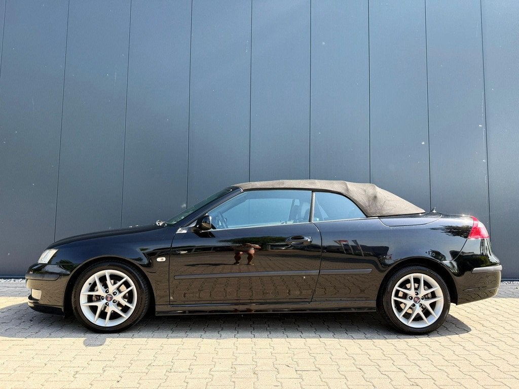 Saab 9-3 Cabrio 1.8t Linear leder / navi /, Auto's, Saab, 1998 cc, Gebruikt, 4 cilinders, 4 stoelen