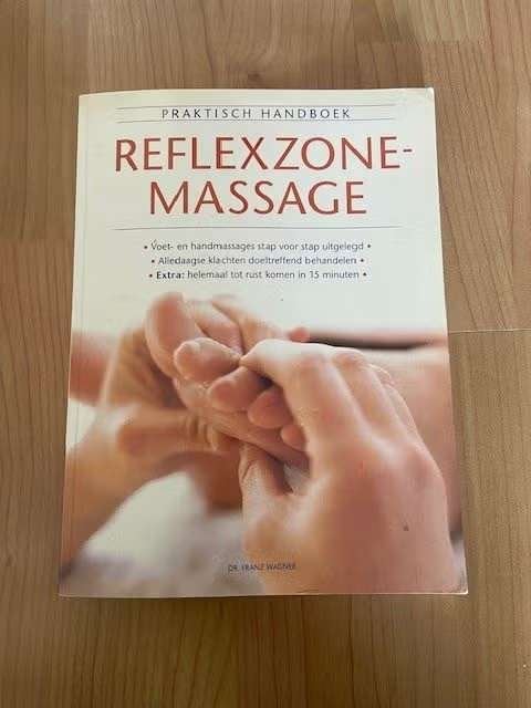 Praktisch Handboek Reflexzonemassage - Dr Franz Wagner, Ophalen of Verzenden, Gelezen