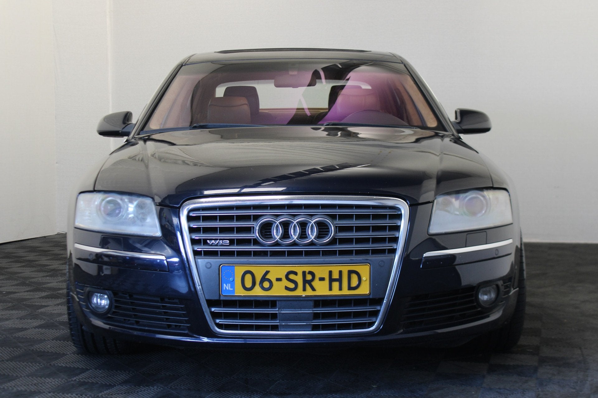 Audi A8 6.0 quattro Lang Pro Line (bj 2006, automaat), Auto's, Audi, Automaat, Traction-control, Gebruikt, Zwart
