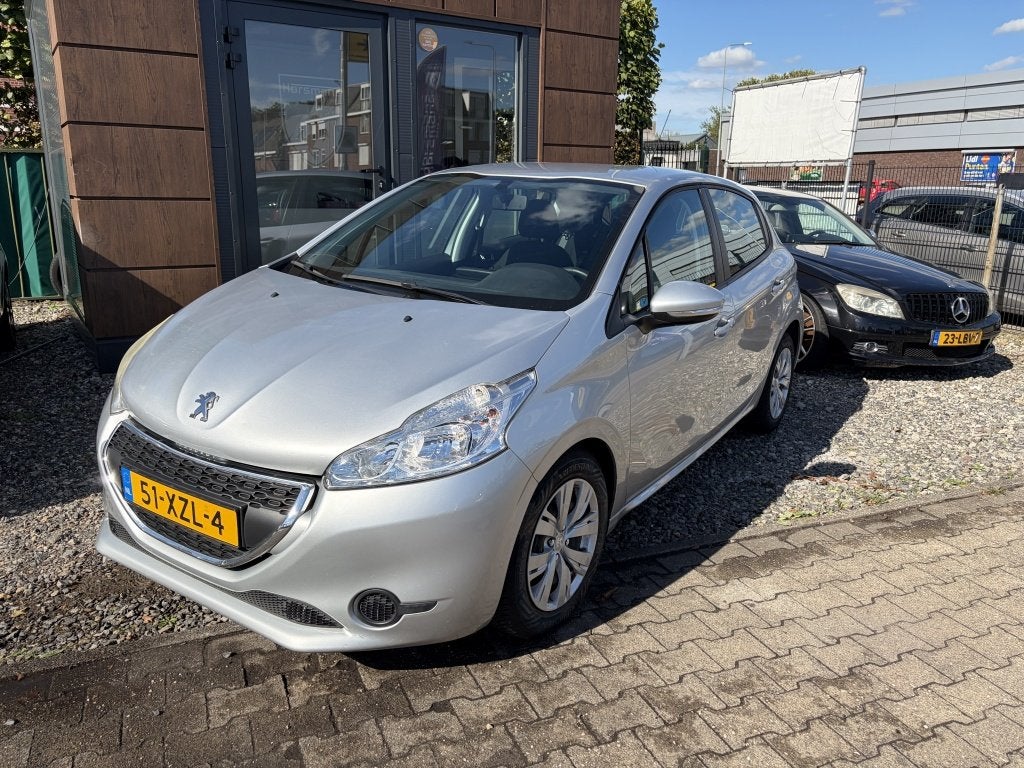 Peugeot 208 gereserveerd (bj 2012), Auto's, Euro 5, Electronic Stability Program (ESP), Origineel Nederlands, Bedrijf