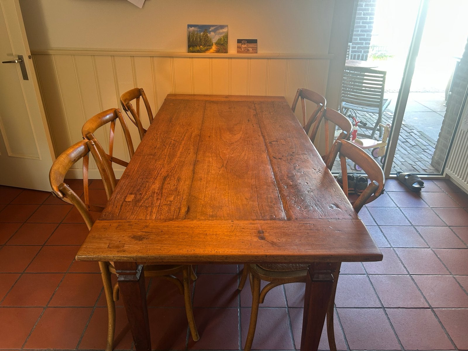 teak houten eettafel met 6 stoelen landelijk robuust, Antiek en Kunst, Ophalen