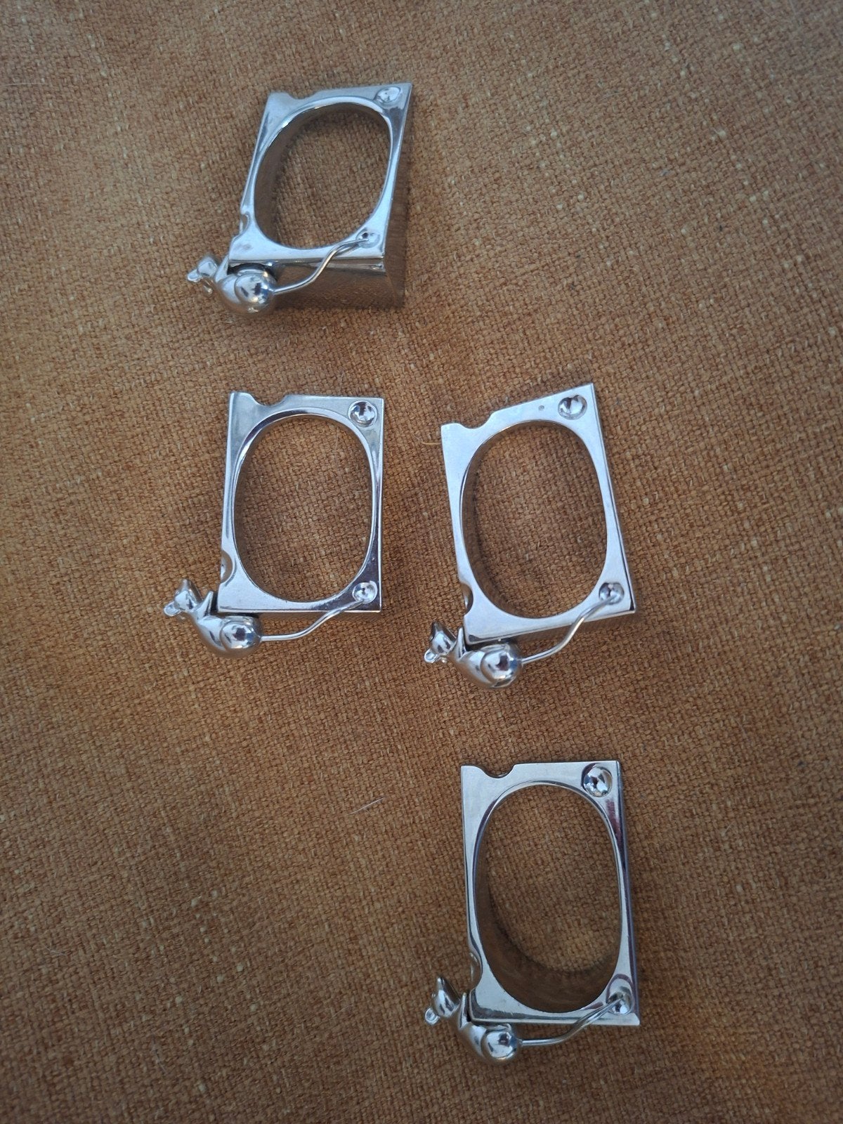 Silea verzilverde servetringen kaasje met muisjes (4 stuks), Antiek en Kunst, Ophalen of Verzenden, Zilver