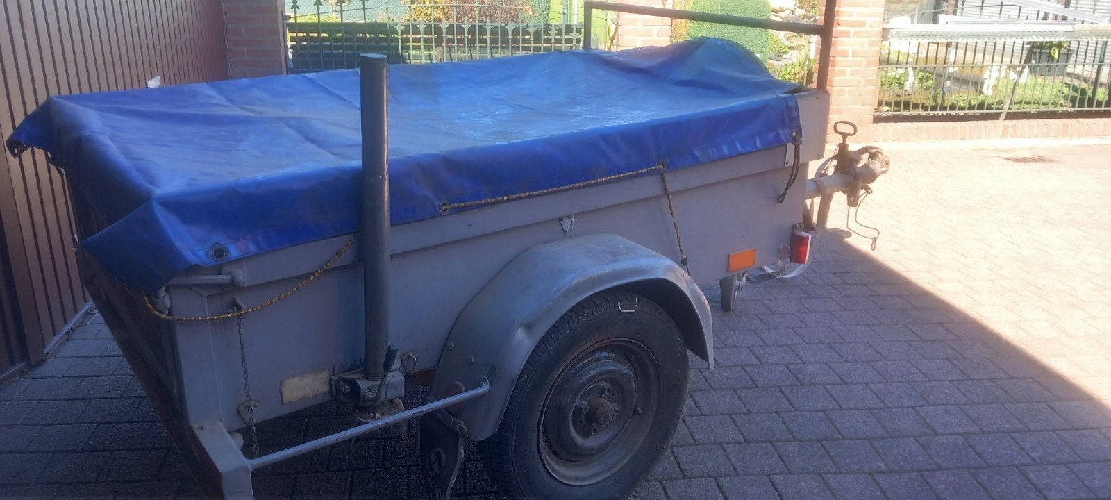 Aanhangwagen, Ophalen, Nieuw