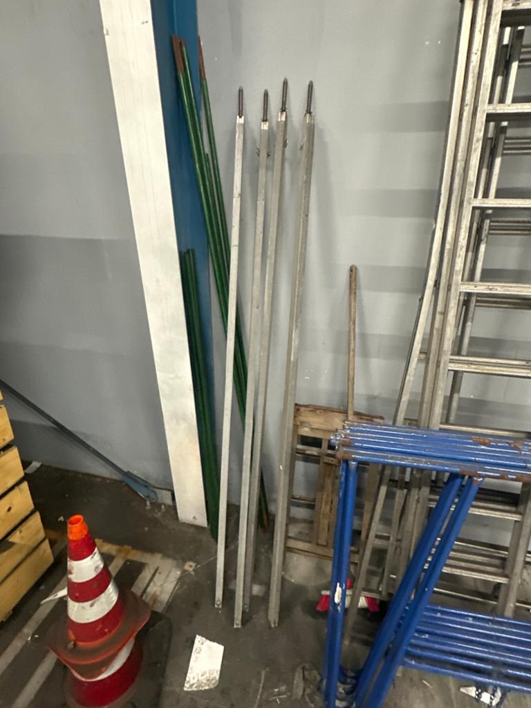 4x Verlengbare Palen van Lansing - 2100mm Hoogte, Ophalen, Gebruikt, Overige typen, 2 tot 5 meter