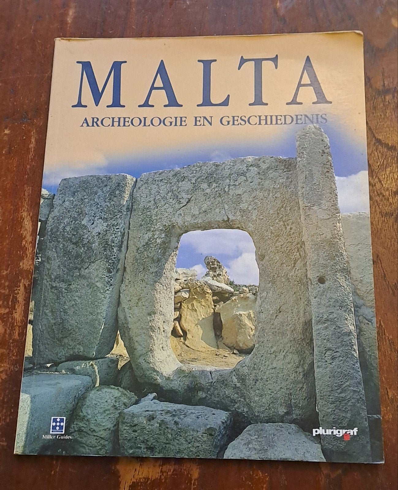 Malta: Archeologie en Geschiedenis - Miller Guides, Europa, Ophalen of Verzenden, 20e eeuw of later, Onbekend