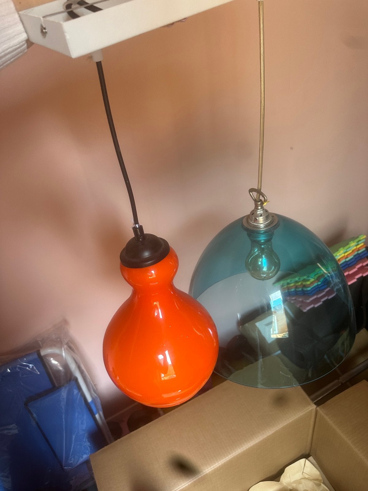Twee vintage lampen, Huis en Inrichting, Lampen | Hanglampen, Ophalen of Verzenden, Zo goed als nieuw, Glas, Minder dan 50 cm