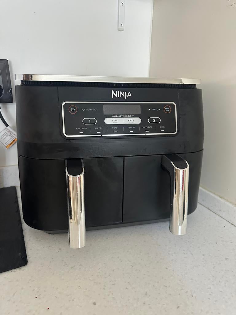 Ninja Foodi Dual Zone Airfryer AF300EU, Witgoed en Apparatuur, Airfryers, Ophalen, Zo goed als nieuw, Airfryer, 1500 gram of meer