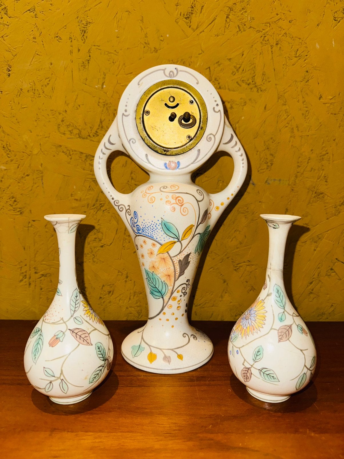 Gouda Plateel klok met twee vazen Art Nouveau stijl, Ophalen of Verzenden