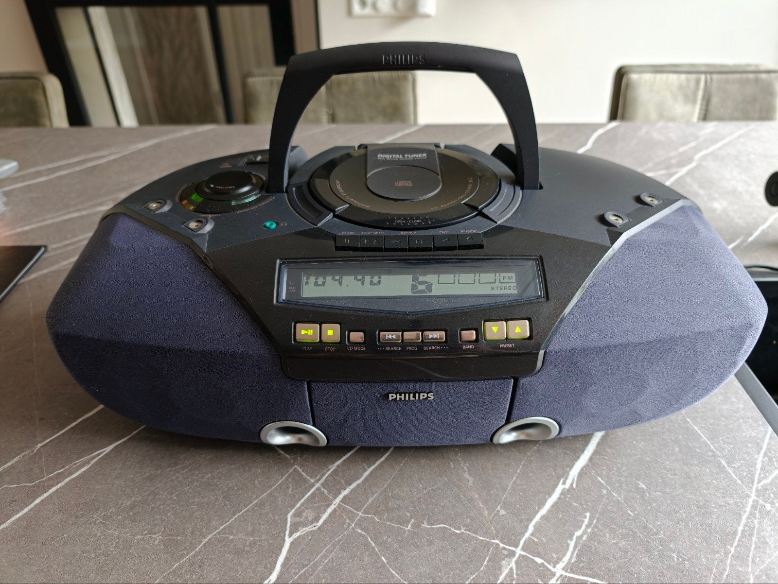 Philips AZ2030 CD Radio Cassette Recorder * Draagbaar, Philips, Cassettedeck, Draagbaar, Ophalen of Verzenden