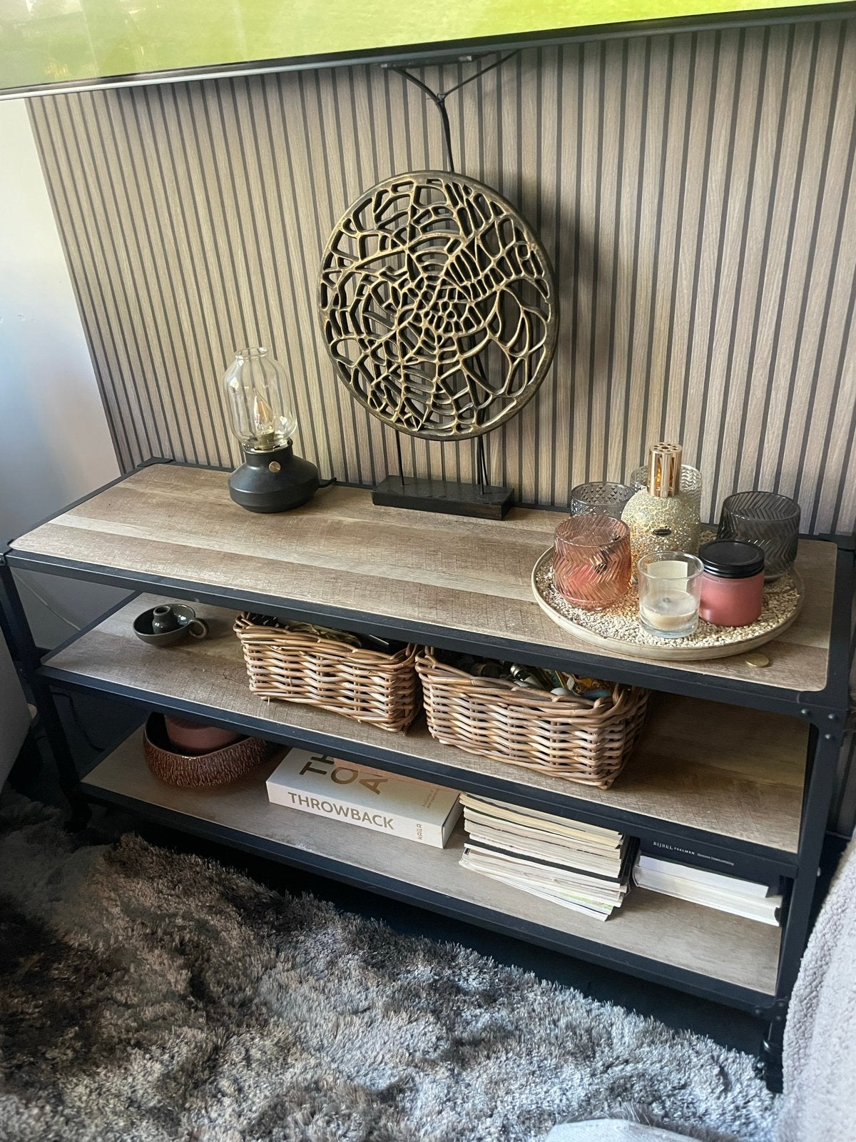 Stijlvol TV-meubel/dressoir met industriële look