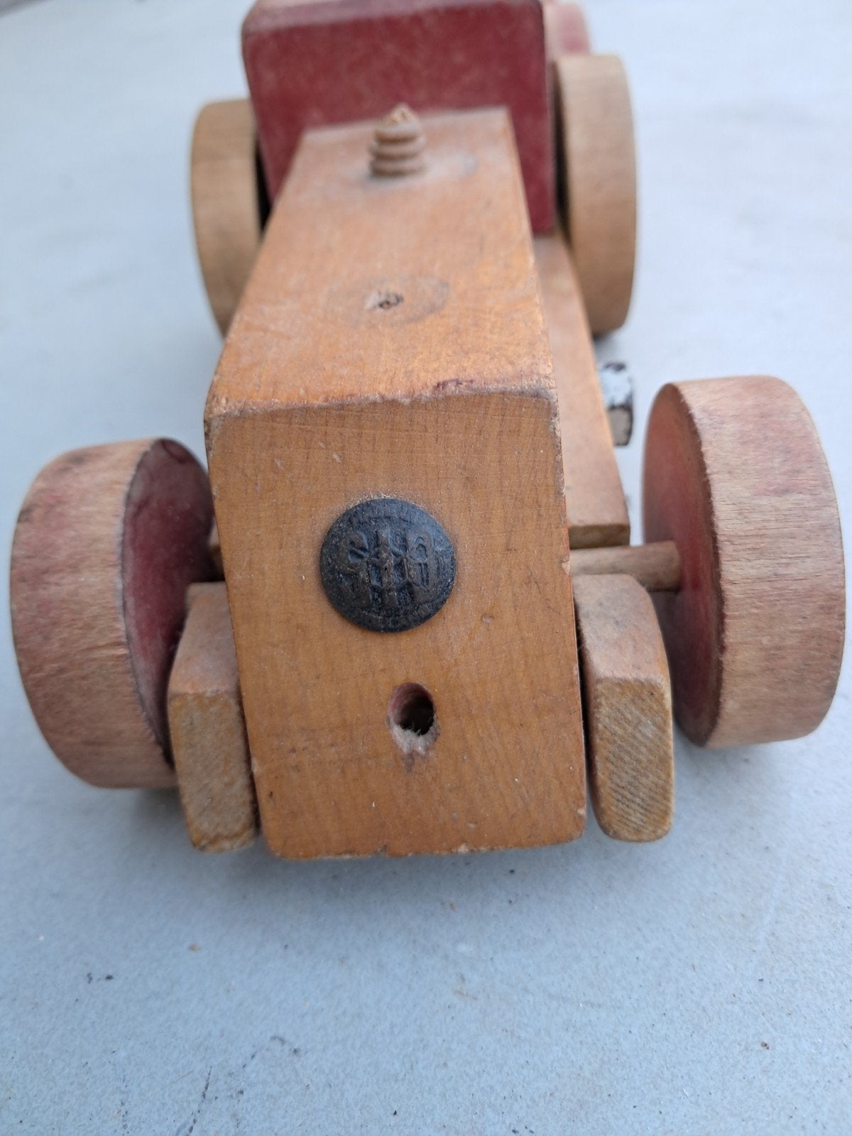 Zolder vondst oude houten trein merk SIO. €5,-, Ophalen