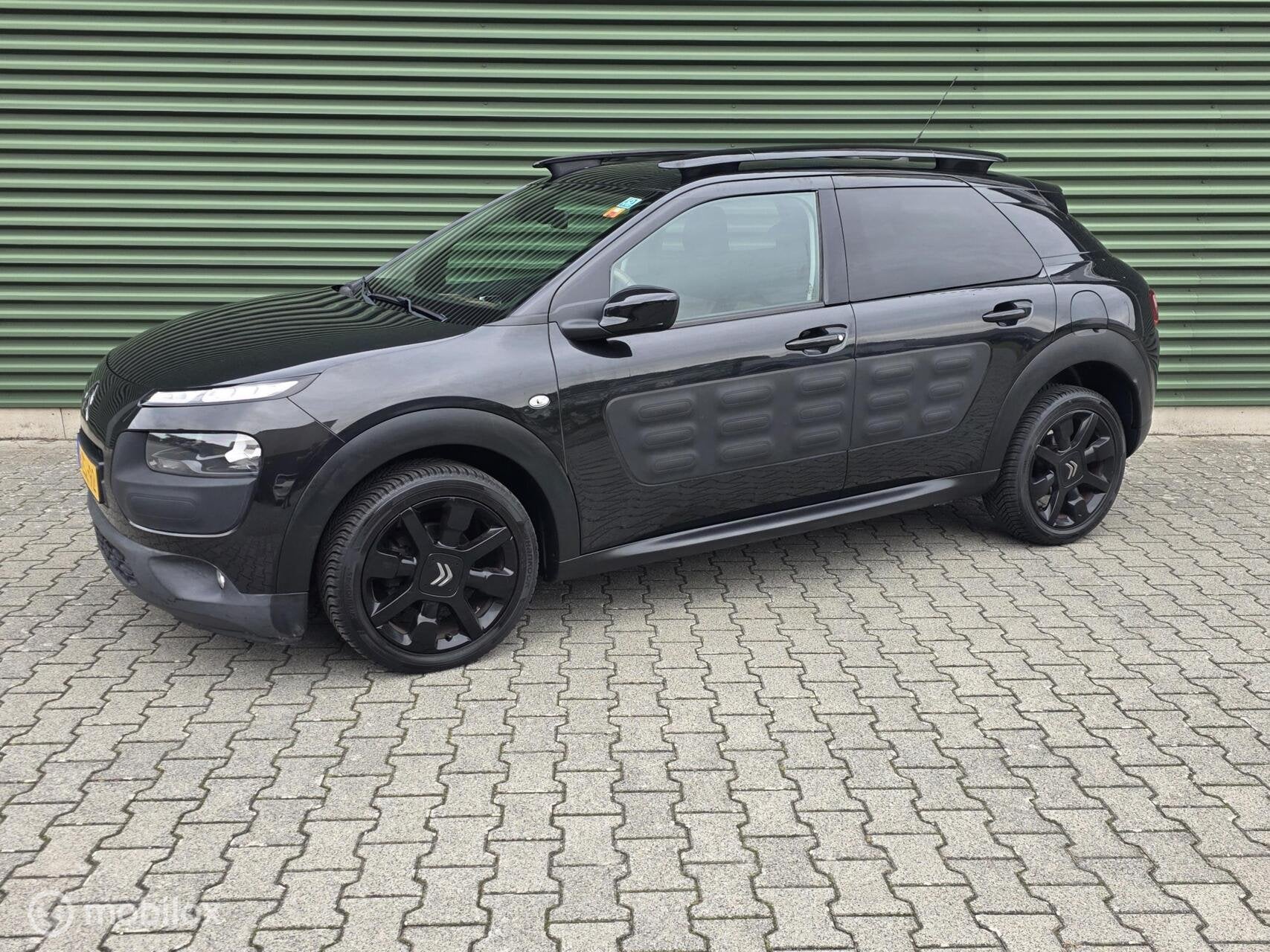 Citroen C4 Cactus 1.2 PureTech|Shine|Luxe|Compleet uitgerust, Voorwielaandrijving, 995 kg, Leder en Stof, Origineel Nederlands