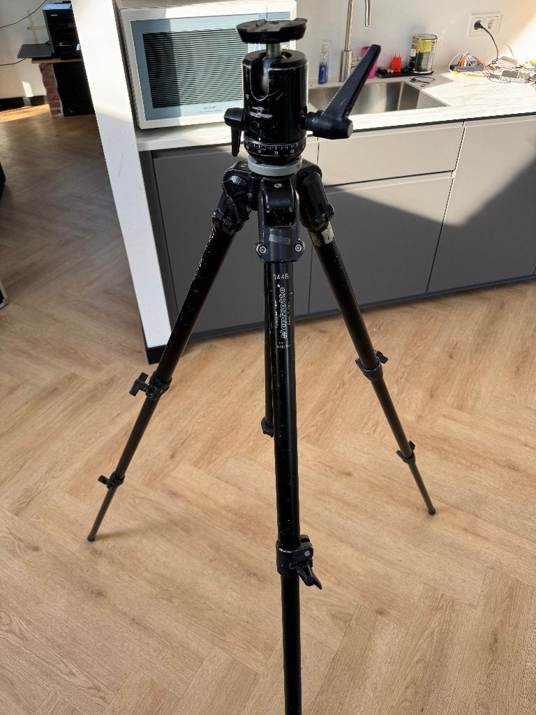 Manfrotto 144B statief met zwaar balhoofd - Technisch goed, Audio, Tv en Foto, Fotografie | Statieven en Balhoofden, Gebruikt