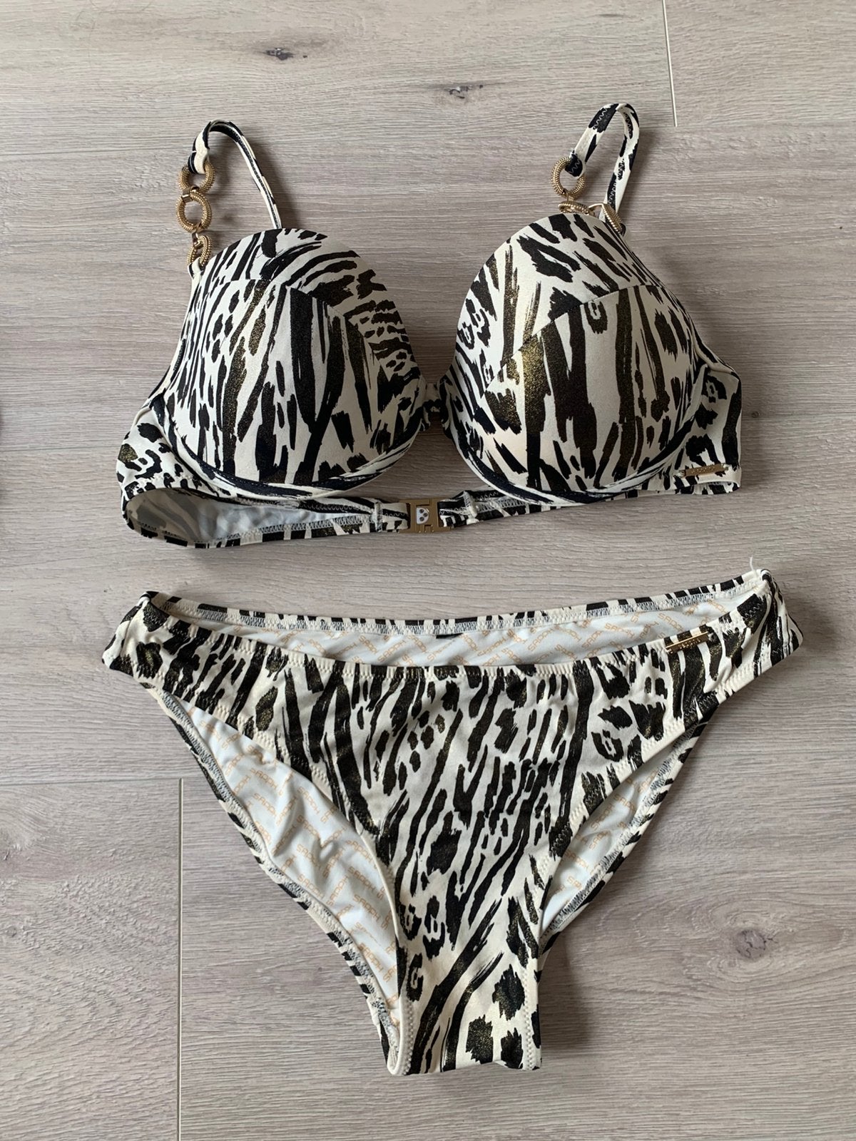 3x dames bikini’s mt L cup D in een koop, Kleding | Dames, Badmode en Zwemkleding, Ophalen of Verzenden, Zo goed als nieuw, Bikini