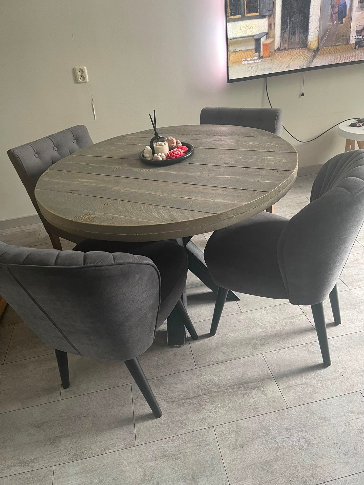 Zelfgemaakte eethoek met 4 stoelen, Ophalen, Gebruikt, Vier personen, Ovaal