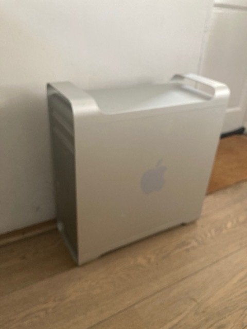Mac pro 3.1 (4.1) (5.1), Ophalen, Apple