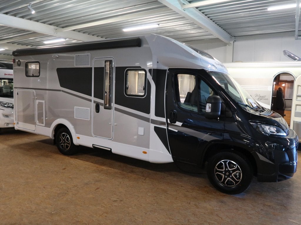 Sunlight Adventure Edition T68 C FACE TO FACE ZIT, Automaat, Hordeur, Sunlight, Airbags