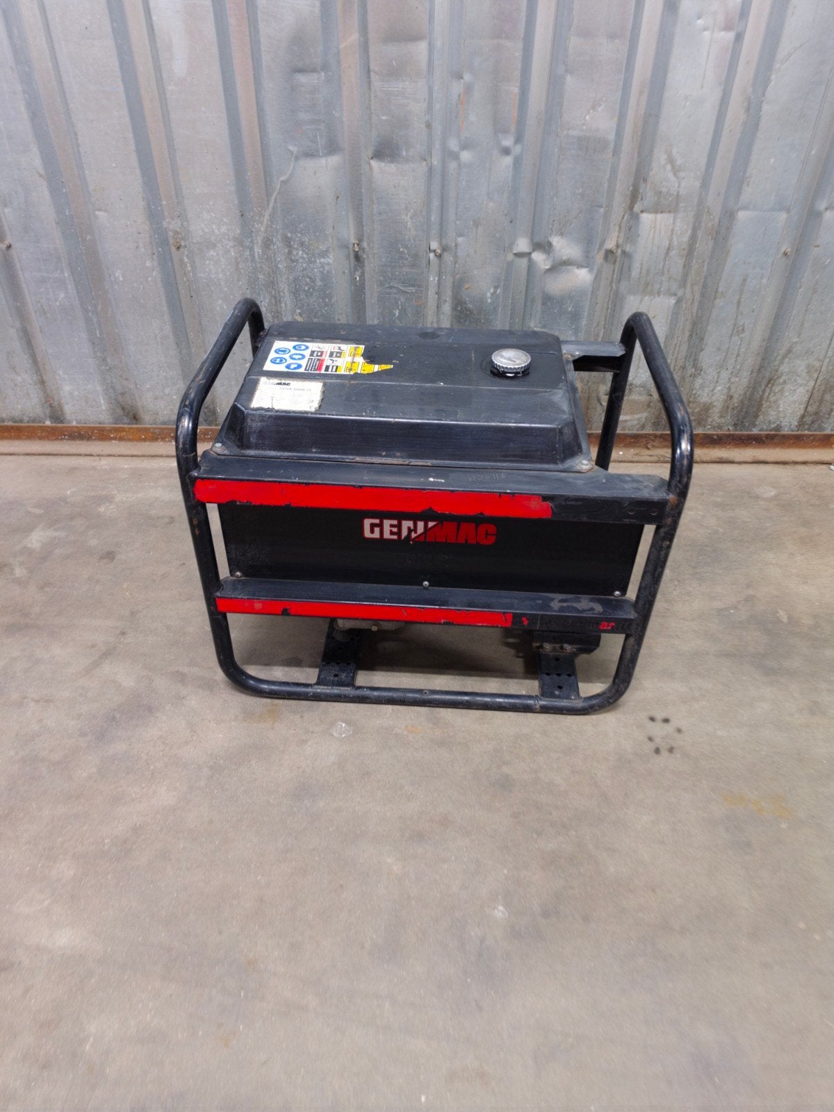 Genmac Click 5000R benzine aggregaat 4400 Watt, Ophalen, Gebruikt