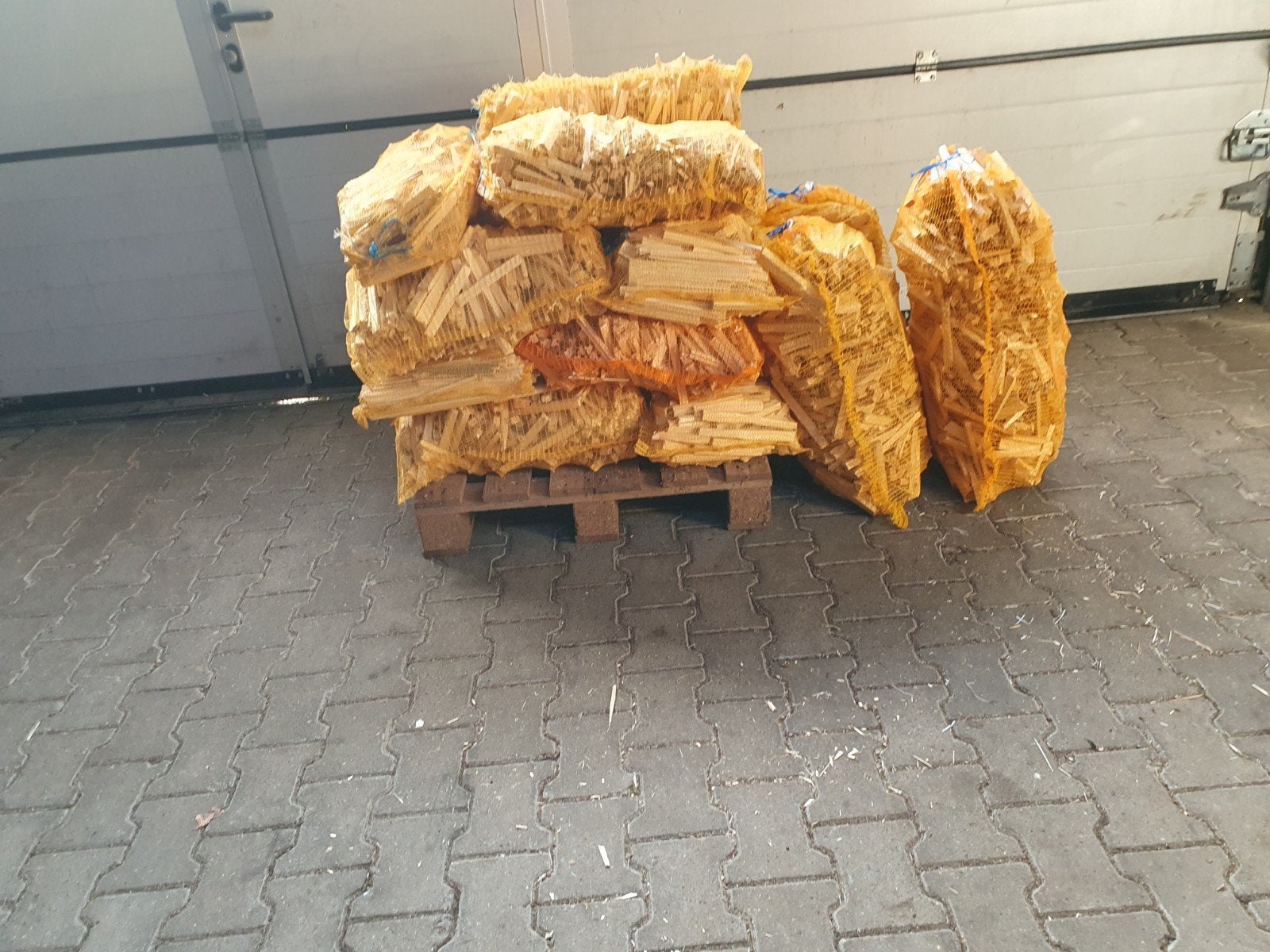 dun gekapt aanmaakhout, Minder dan 3 m³, Ophalen