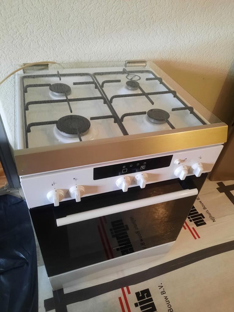 Siemens gasfornuis met oven, Gebruikt, 60 cm of meer, Gas, Vrijstaand