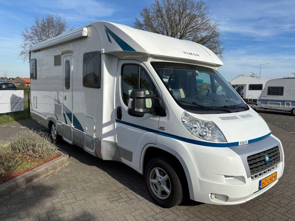 Ruime Camper!, Caravans en Kamperen, Treinzit, Particulier, Luifel, Rimor