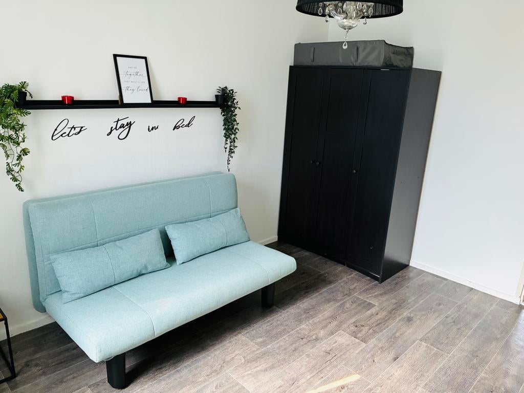 Kamer nabij station Rotterdam-Lombardijen (incl. G/W/L) €699, Huizen en Kamers, Op zoek naar een kamer