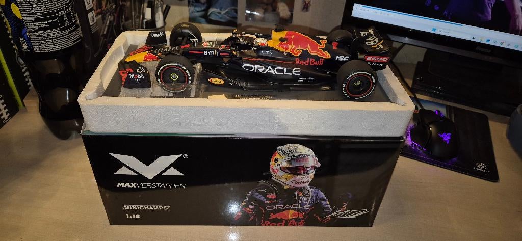 Max Verstappen 1:18 RB18 Winner Saudi Arabia 2022 Minichamps, Ophalen of Verzenden, Zo goed als nieuw, Overige sporten, Overige typen