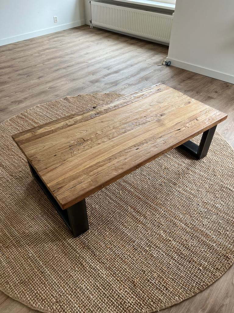 Robuuste Romaro salontafel hout met metalen onderste, 100 tot 150 cm, Zo goed als nieuw, Minder dan 50 cm, Rechthoekig