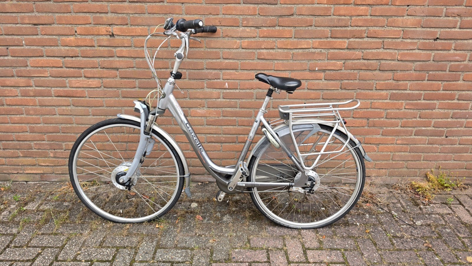 Gazelle Innergy Orange e-bike maat 49 voor onderdelen, Fietsen en Brommers, Elektrische fietsen, Ophalen, Gebruikt, Gazelle, 47 tot 51 cm
