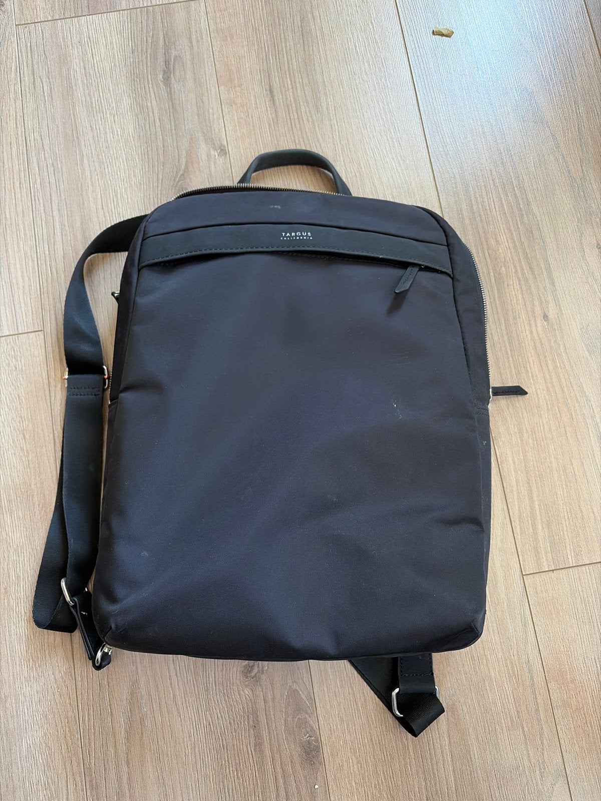 Targus California kleine laptop tas (veel vakken), Computers en Software, Laptoptassen, Ophalen, Gebruikt, Gevoerd laptopvak, 13 inch