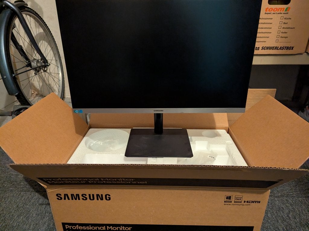 Monitor SAMSUNG LS24R650FDUXEN 24inch 1080p, Computers en Software, Ophalen, Ingebouwde speakers, DisplayPort, Full HD