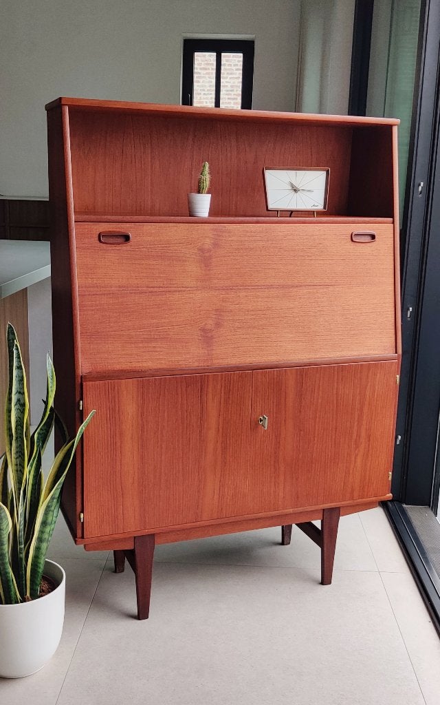 Prachtige midcentury teakhouten highboard, Ophalen, Met deur(en), Teakhout, Zo goed als nieuw