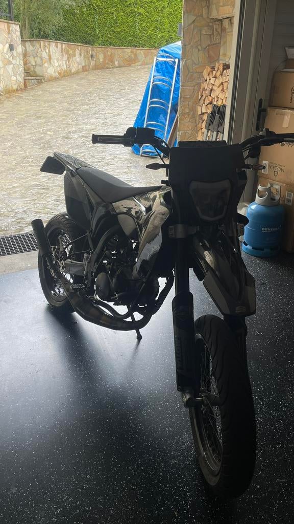 Sherco smrs 50cc 2takt 2025, Fietsen en Brommers, Brommers | Derbi, Zo goed als nieuw, Ophalen